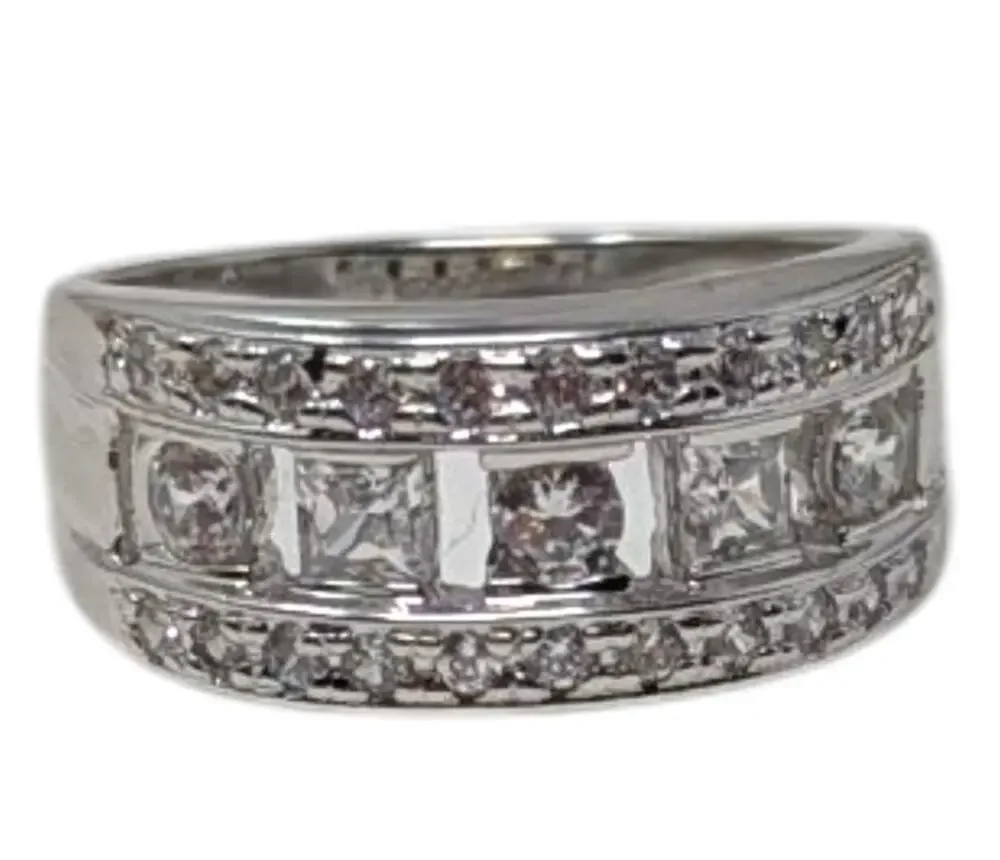 EA Sterling Silver (.925) Princess Cut CZ Channel Band Ring – 4.99g
